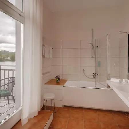 Rheinhotel Dreesen 호텔 4*