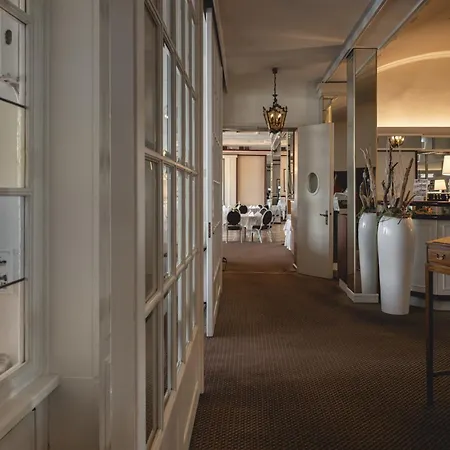 Hotel Rheinhotel Dreesen 4*