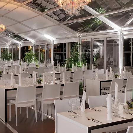 מלון Rheinhotel Dreesen