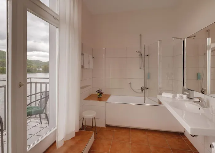 Rheinhotel Dreesen Hotel 4*