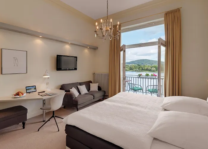 Hotel Rheinhotel Dreesen 4*