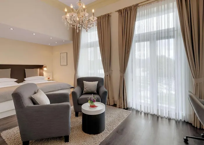 Rheinhotel Dreesen 4*