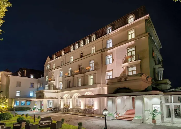 Rheinhotel Dreesen 4*